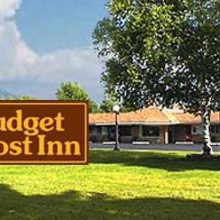 Budget Host Inn - Manistique Exterior photo